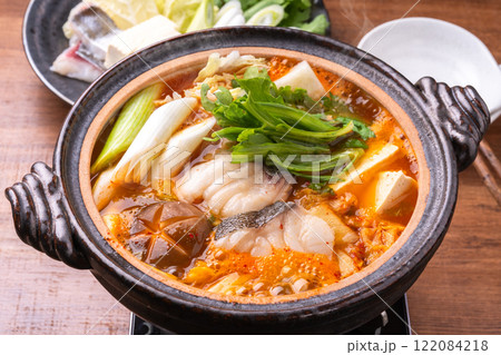 鱈のキムチ鍋 122084218