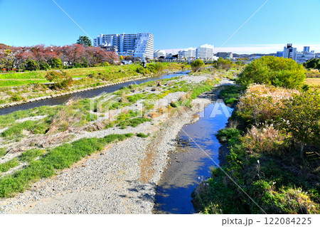 浅川大橋/浅川より下流方面より望む(東京都八王子市)【2024.11】 浅川大橋/浅川より下流方面より望む(東京都八王子市)【2024.11】 122084225