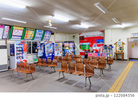 北海道　根室市　根室駅 122084356