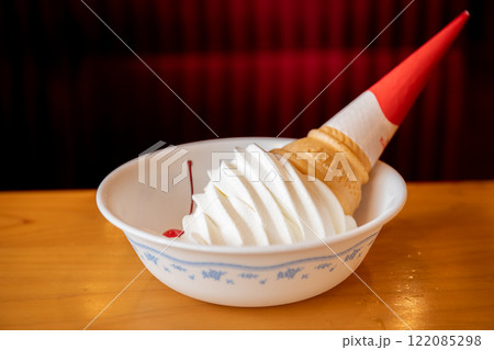 【引き絵】コメダのソフトクリーム 【引き絵】コメダのソフトクリーム 122085298