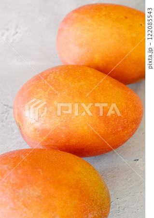 画面いっぱいのマンゴー 122085543