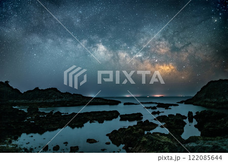 【静岡県】伊豆南の岩場から干潮時の天の川 122085644