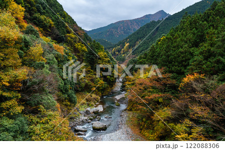 Mountain Ravine in Late Autumn Mountain Ravine in Late Autumn 122088306