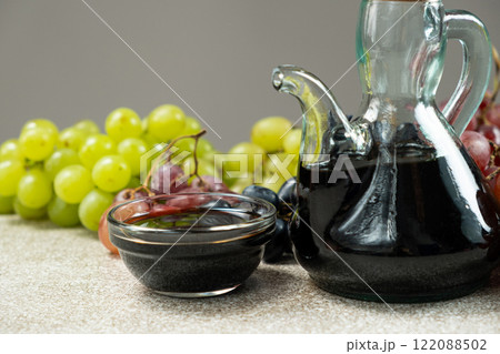 Natural Balsamic Vinegar In Glass Cruet 122088502