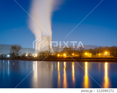 Nuclear power plant. View of cooling towers and water vapour. Production of electricity. 122090172