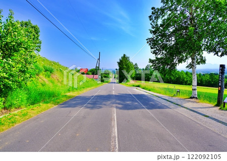 北海道上富良野の名所 ジェットコースターの路 122092105