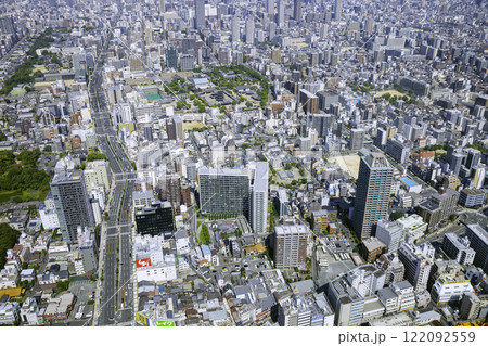 あべのハルカス展望台から見ることができる大阪の都市風景 あべのハルカス展望台から見ることができる大阪の都市風景 122092559