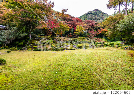 清水寺　本坊庭園の紅葉【福岡県みやま市】 122094603