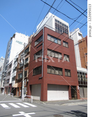 神田須田町一丁目付近 122095013