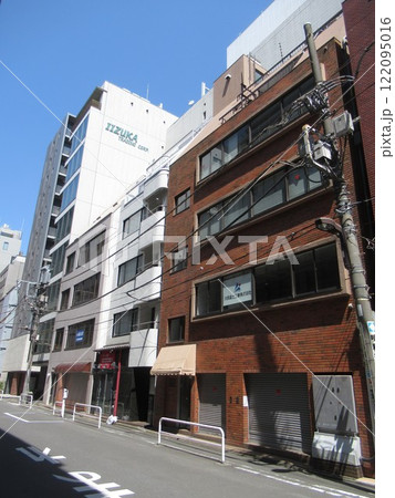 神田須田町一丁目付近 122095016