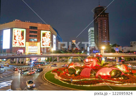 上海の夜景 122095924