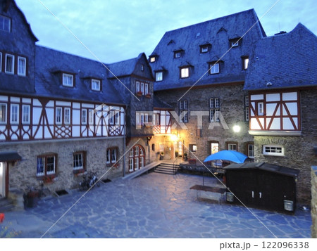 Stahleck Castle German: Burg Stahleck is a 12th-century fortified castle in the Upper Middle Rhine Valley at Bacharach in Rhineland-Palatinate, Germany. Stahleck Castle German: Burg Stahleck is a 12th-century fortified castle in the Upper Middle Rhine Valley at Bacharach in Rhineland-Palatinate, Germany. 122096338