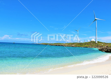 沖縄　宮古島の青空と海 122099526