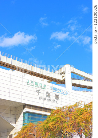 千葉県千葉市、千葉駅の風景 122100026