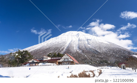大山の雪景色　（大山まきばみるくの里付近から） 122100090