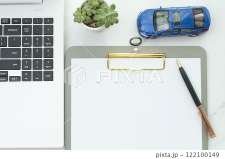 Automotive related business desk 122100149