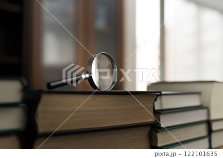 古い本 古い本 122101635