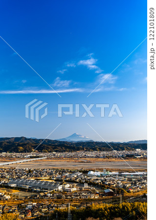 静岡県島田市の牧の原から眺める富士山と島田市・金谷市の街, 122101809