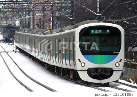 ［SS］冬の西武新宿線6000系電車（準急-10両編成） 122101885