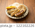 焼き上がったおやき 122102226