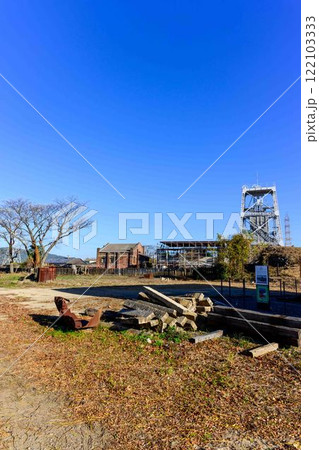 秋晴れを背景に「明治日本の産業革命遺産」　万田坑ステーション(荒尾市) 122103333