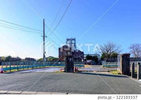 秋晴れを背景に「明治日本の産業革命遺産」　万田坑ステーション(荒尾市) 122103337