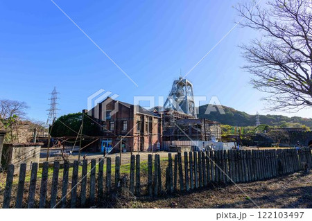 秋晴れを背景に「明治日本の産業革命遺産」　万田坑ステーション(荒尾市) 122103497