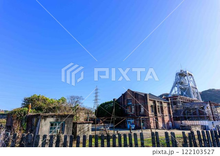 秋晴れを背景に「明治日本の産業革命遺産」　万田坑ステーション(荒尾市) 122103527