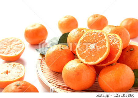 みかん （白背景） 122103860