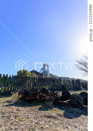 秋晴れを背景に「明治日本の産業革命遺産」風景　万田坑ステーション(荒尾市) 122103996