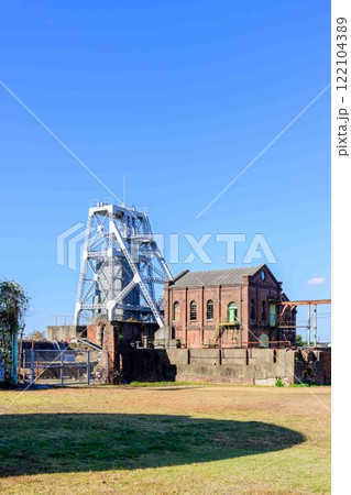 秋晴れを背景に「明治日本の産業革命遺産」周辺風景　万田坑ステーション(荒尾市) 122104389