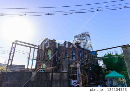 秋晴れを背景に「明治日本の産業革命遺産」周辺風景　万田坑ステーション(荒尾市) 122104538