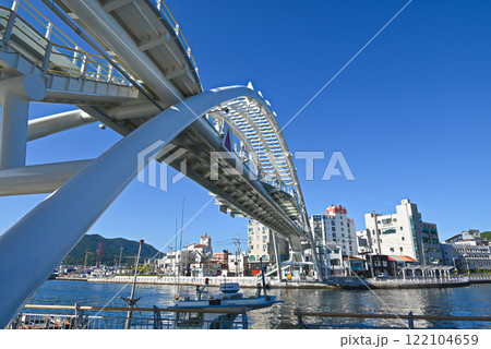【韓国/慶尚南道】統営・江口岸歩道橋 【韓国/慶尚南道】統営・江口岸歩道橋 122104659