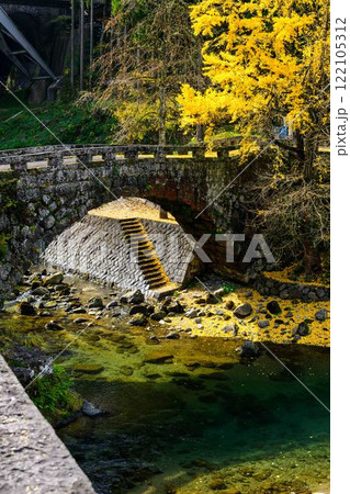 恋人の聖地｢ハートが出来る石橋｣　　二俣橋(美里町) 122105312