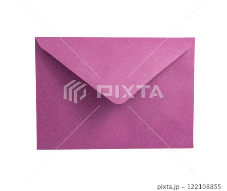Craft pink paper envelope for mail isolated on the white background 122108855