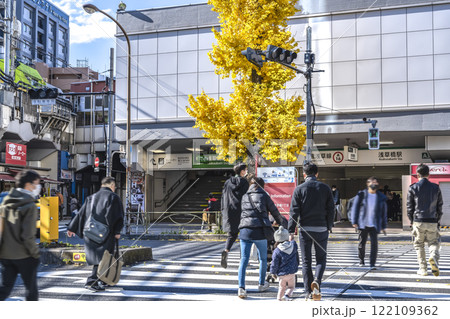 東京都台東区の都市風景　浅草橋駅 122109362