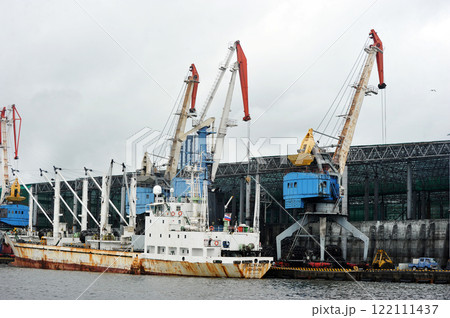 cargo ship in the port of Vladivostok cargo ship in the port of Vladivostok 122111437