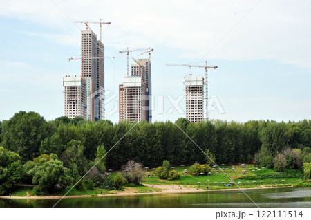 construction of new buildings near Borisov ponds in Moscow 122111514