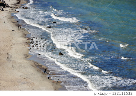 The Baltic Sea in Filinskaya Bay near the village of Yantarny The Baltic Sea in Filinskaya Bay near the village of Yantarny 122111532