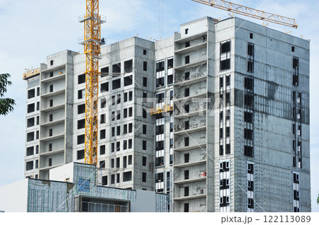 construction of a modern monolithic house in Vladivostok 122113089