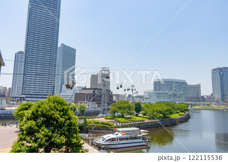 神奈川県　横浜みなとみらいの都市風景 122115536