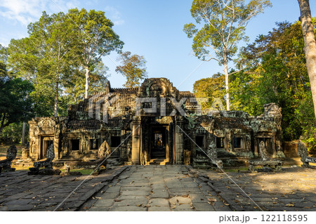 【世界遺産】アンコール遺跡群 バンテアイ・クデイ 122118595