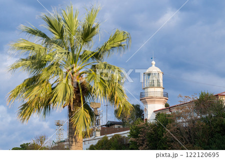 Coastal lighthouse. 122120695