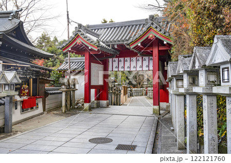 信貴山朝護孫子寺 赤門 信貴山朝護孫子寺 赤門 122121760