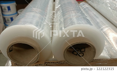 Highquality Rolls of Stretch Film for Efficient Packaging and Optimal Preservation Needs 122122315