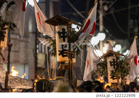 鳥追い祭の晩　群馬県中之条町 122122606