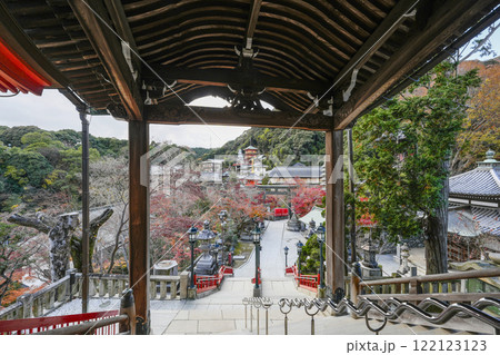 信貴山朝護孫子寺　本堂からの眺め 122123123