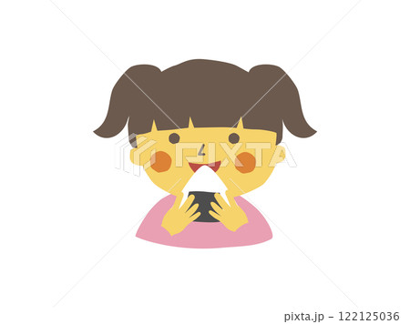 新米のおにぎりを食べる女の子 新米のおにぎりを食べる女の子 122125036