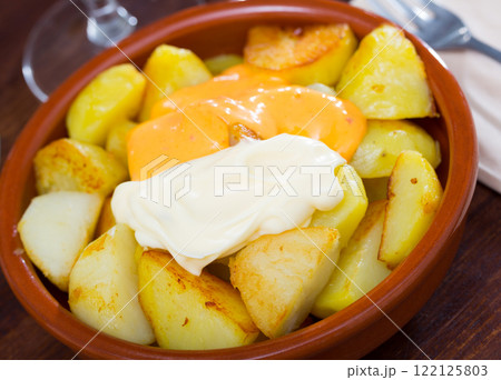 Spanish tapas - Patatas Bravas Spanish tapas - Patatas Bravas 122125803