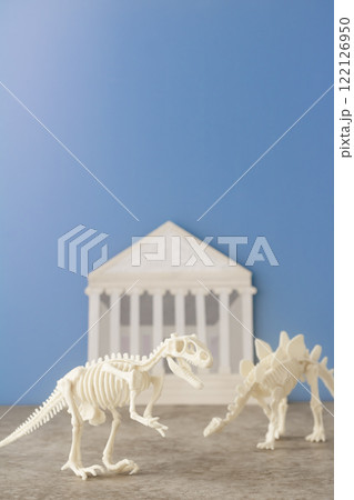 博物館と恐竜化石 博物館と恐竜化石 122126950